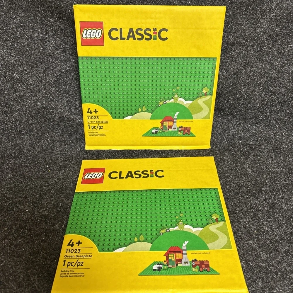 LEGO - 2 Large Baseplate 32 x 32 (10X10